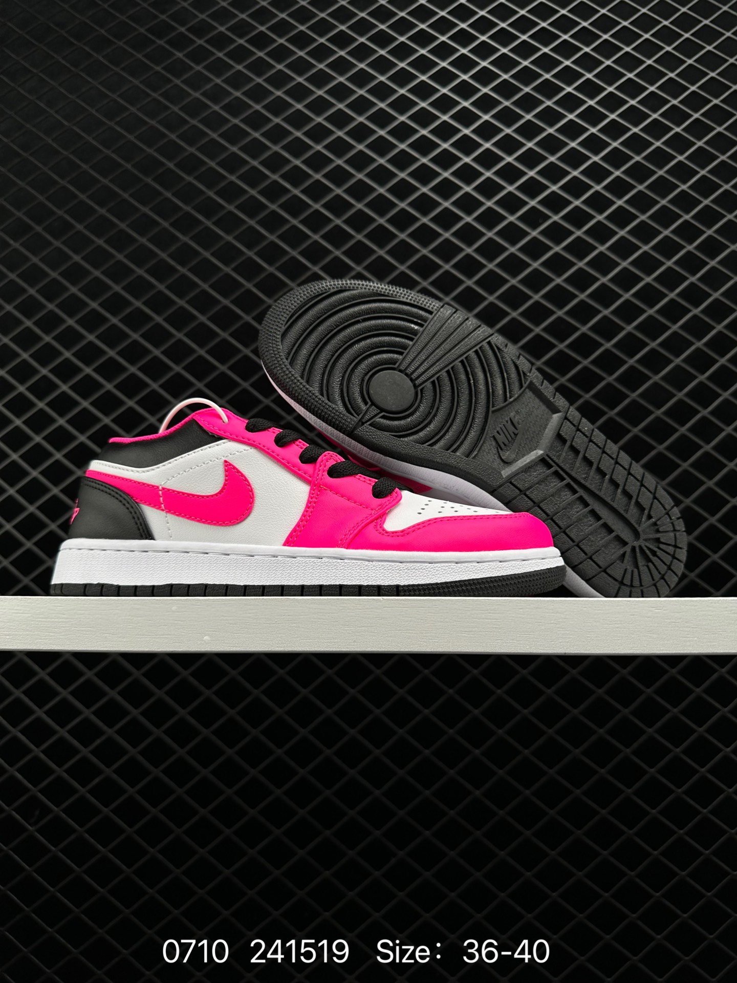 Air Jordan 1 Low Fierce Pink